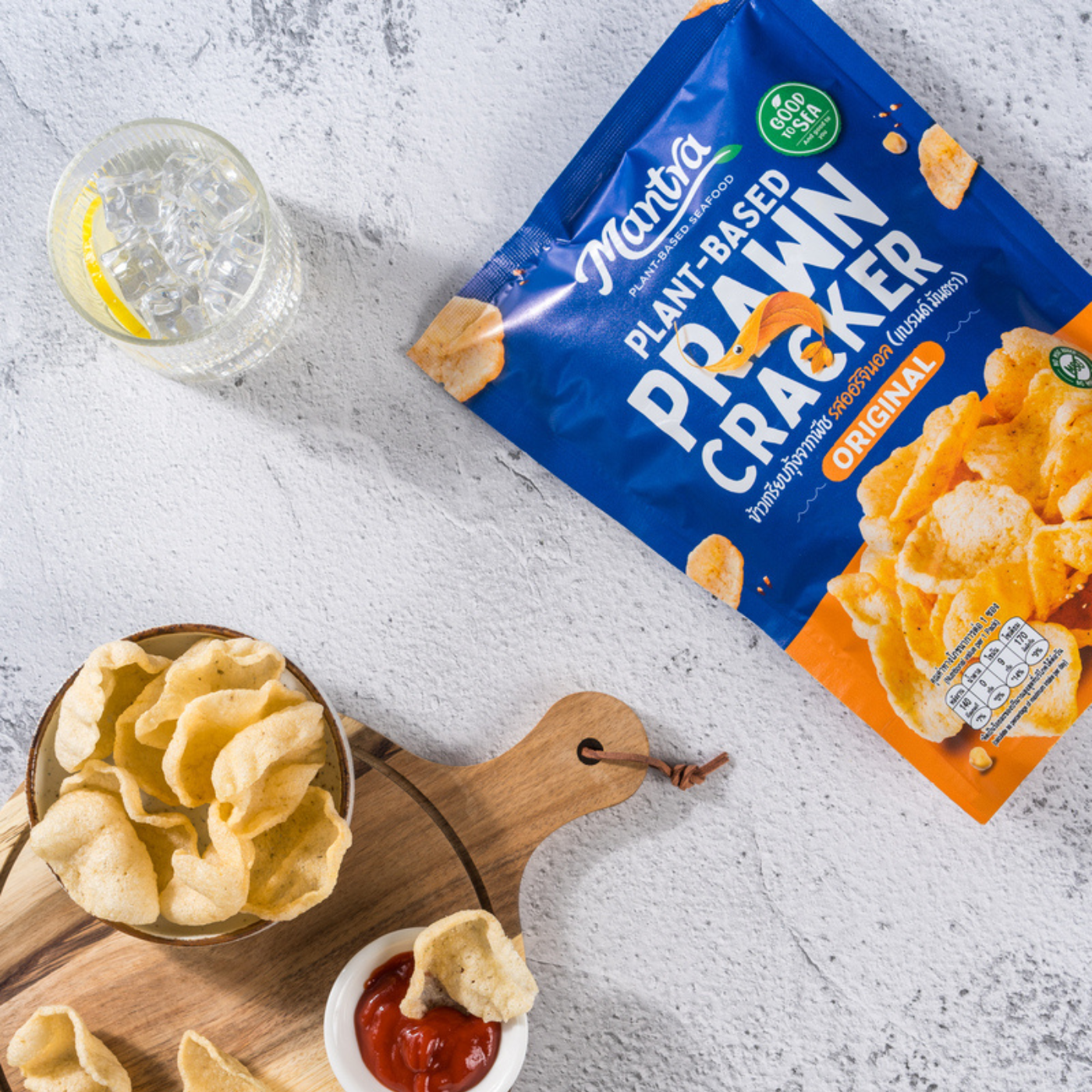 MANTRA Plant-Based Prawn Cracker 25G - Original FlavorSnacksA classic, savory prawn cracker taste—without the seafood! This original flavor is light, crispy, and full of umami, making it the perfect plant-based alternative to traditional prawn crackers.